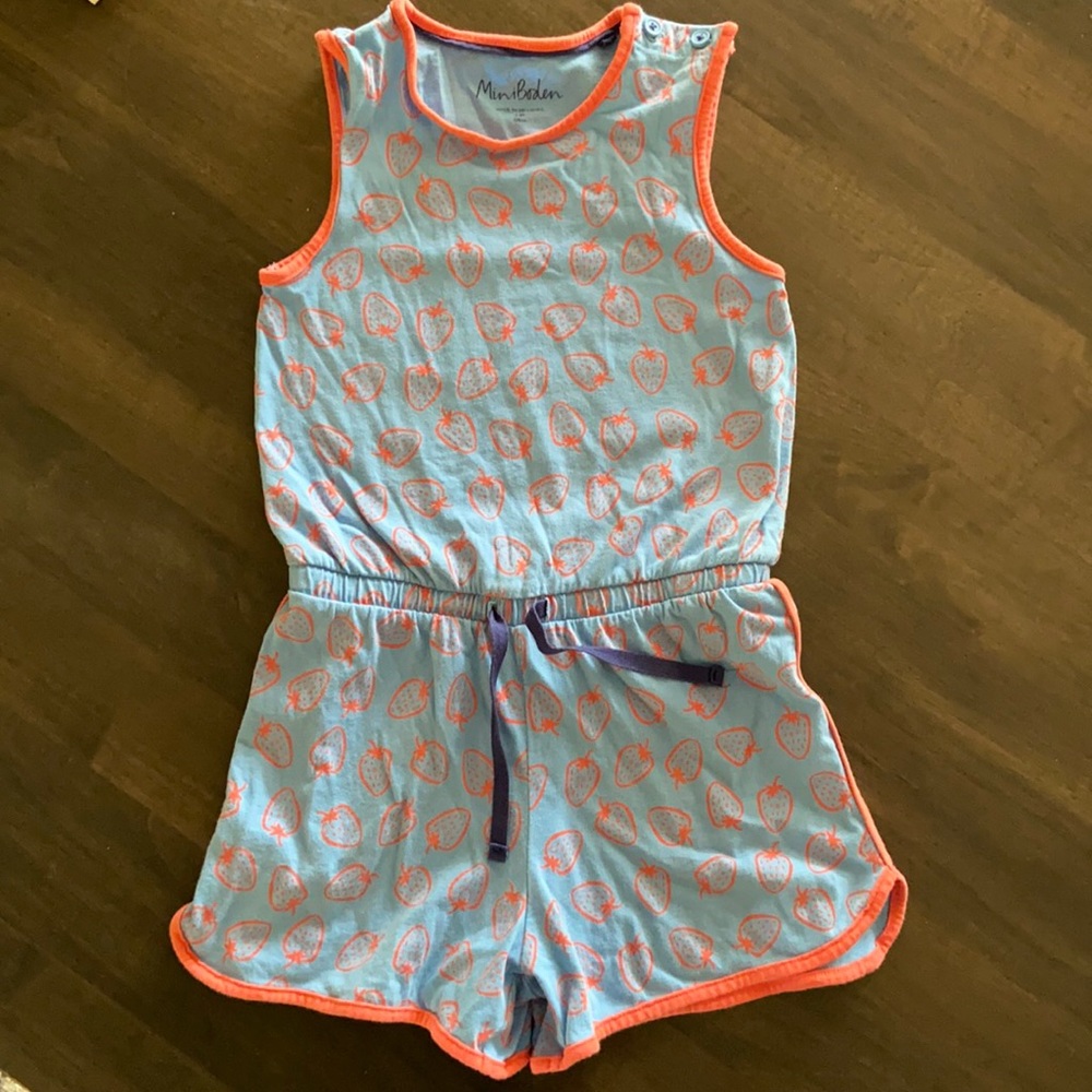 Mini Boden strawberry romper, size 7-8